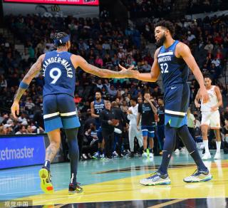 们在压力下 们在压力下