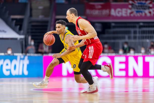 他的场上视 他的场上视