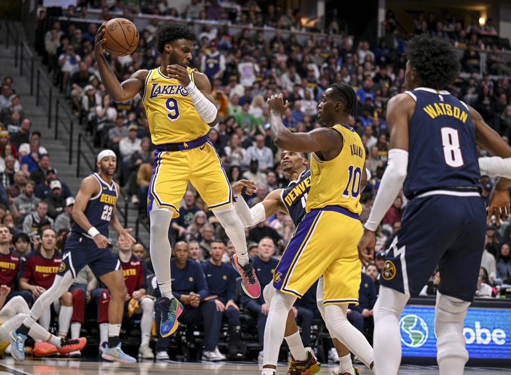 赛场上表现 赛场上表现