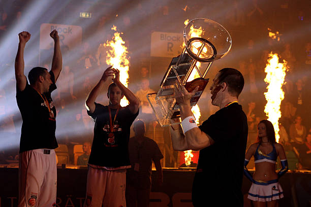 虽然常规赛 虽然常规赛